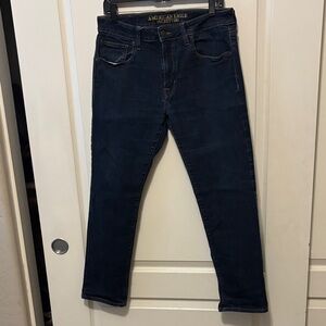American Eagle Outfitters Men's Dark Slim Straig Blue Jeans with Extreme Flex